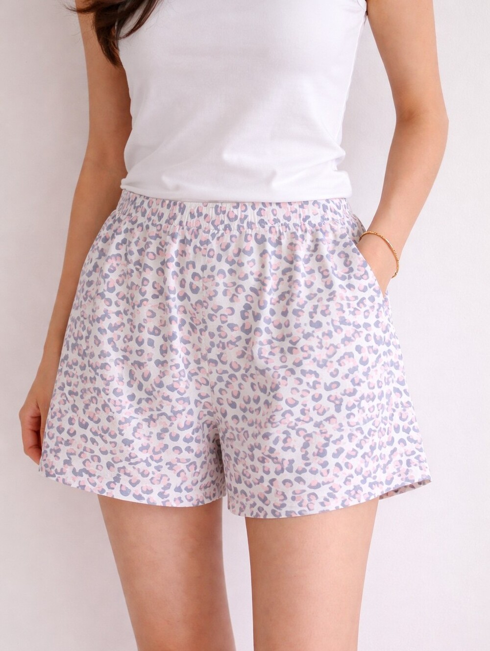 Women’s Pastel Leopard Print Elastic Waist Shorts